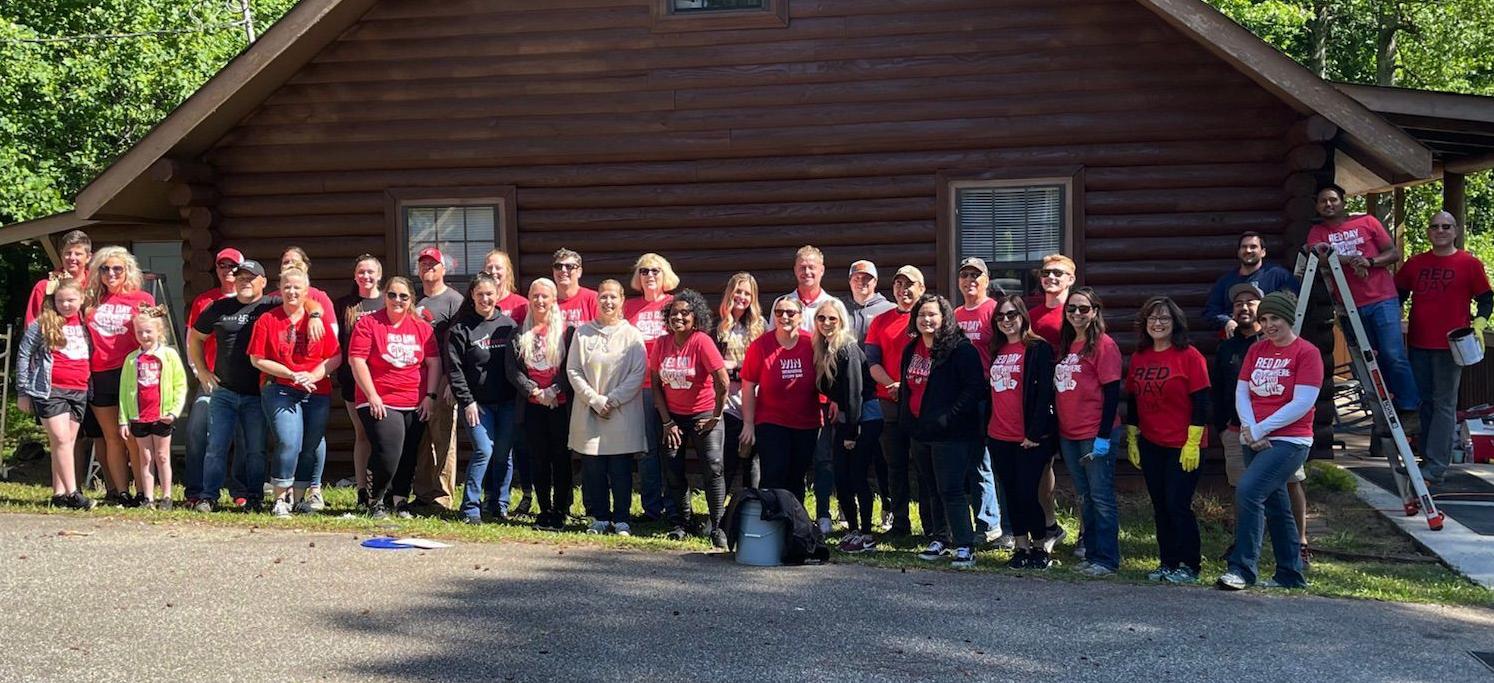 Keller Williams lends hand to Camp Hooray